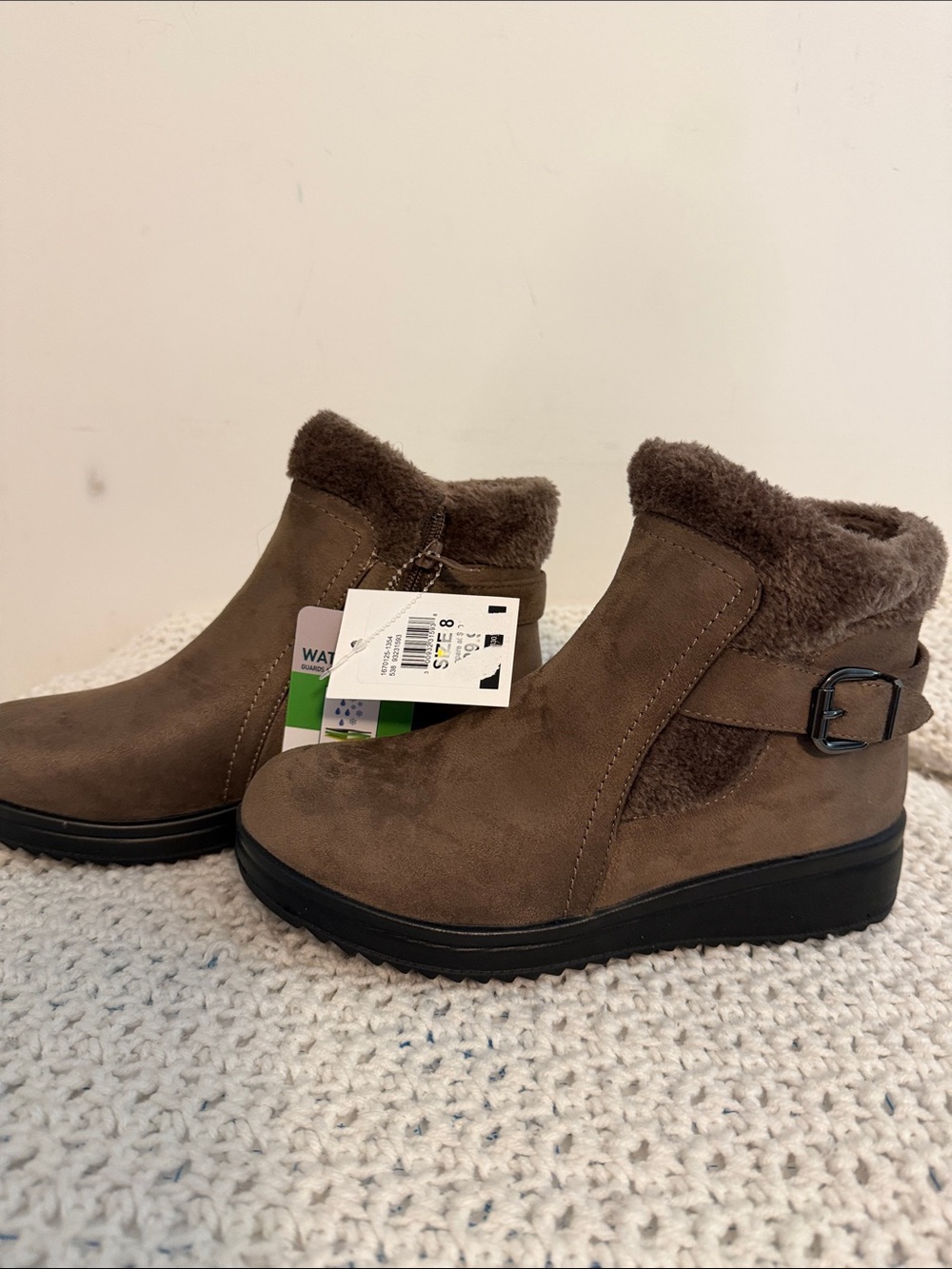 Flexus Women's Brown waterproof Suede Ankle Boot with Fur Trim